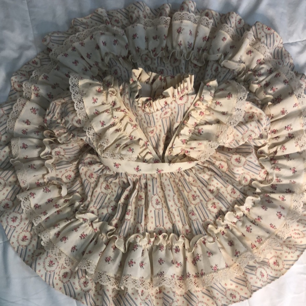 Vintage Sweet N Sassy Floral Dress